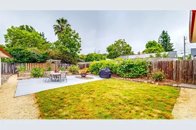 1065 Stevenson Street, Santa Rosa, CA 95404 - Photo 49