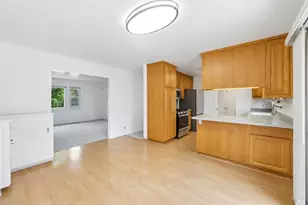 1078 Simmons Ln, Novato, CA 94945 - Photo 9