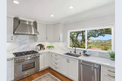 31 Roca Court, Novato, CA 94947 - Photo 9