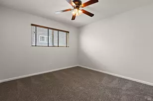 131 Manzanita Dr, Vacaville, CA 95688 - Photo 27