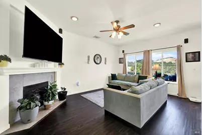6272 Pebble Beach Drive, Vallejo, CA 94591 - Photo 13