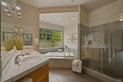 10 Via Del Arroyo, Napa, CA 94559 - Photo 31