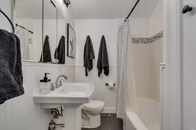 230 S Hartson Street, Napa, CA 94559 - Photo 13
