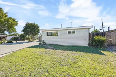 1700 Vermont Street, Fairfield, CA 94533 - Photo 3