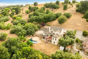 2136 Vineyard Hills Ct, Vacaville, CA 95688 - Photo 87