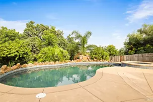 2136 Vineyard Hills Ct, Vacaville, CA 95688 - Photo 73