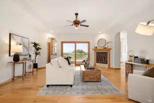 2136 Vineyard Hills Ct, Vacaville, CA 95688 - Photo 15