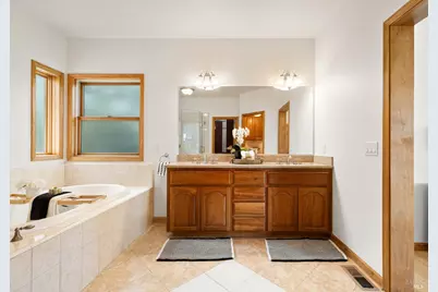 2136 Vineyard Hills Court, Vacaville, CA 95688 - Photo 35