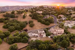 2136 Vineyard Hills Ct, Vacaville, CA 95688 - Photo 3