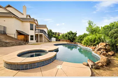 2136 Vineyard Hills Court, Vacaville, CA 95688 - Photo 59