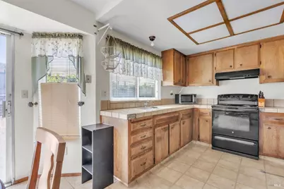 753 Castlewood Court, Fairfield, CA 94534 - Photo 13