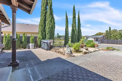 753 Castlewood Court, Fairfield, CA 94534 - Photo 7