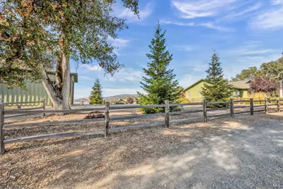 3012 Oak Crest Drive, Clearlake, CA 95422 - Photo 13