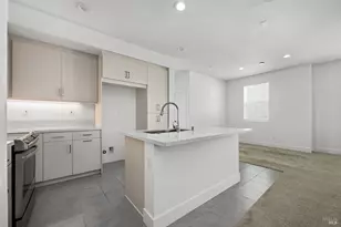 901 Rockview Rd, Novato, CA 94949 - Photo 5
