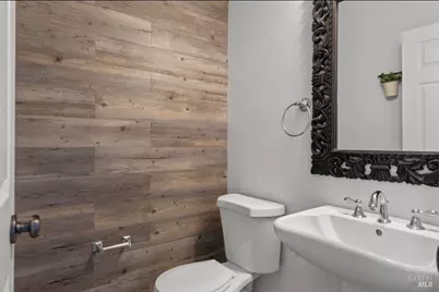 361 Gabiano Court, Vacaville, CA 95687 - Photo 13