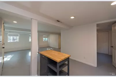 300 W 8th Street, Santa Rosa, CA 95401 - Photo 31