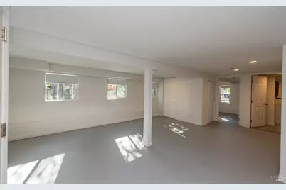 300 W 8th Street, Santa Rosa, CA 95401 - Photo 19