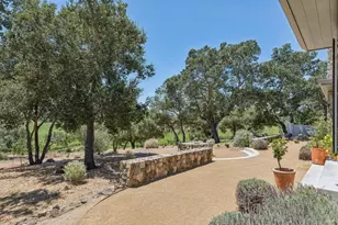 1035 Loma Vista Dr, Napa, CA 94558 - Photo 29