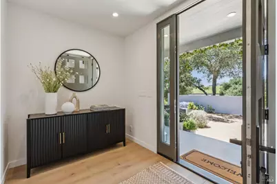 1035 Loma Vista Drive, Napa, CA 94558 - Photo 9