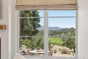 1035 Loma Vista Dr, Napa, CA 94558 - Photo 13