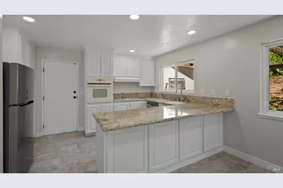 450 Mountain View Drive, Martinez, CA 94553 - Photo 3