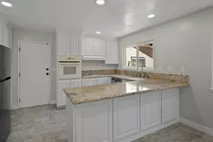 450 Mountain View Dr, Martinez, CA 94553 - Photo 3