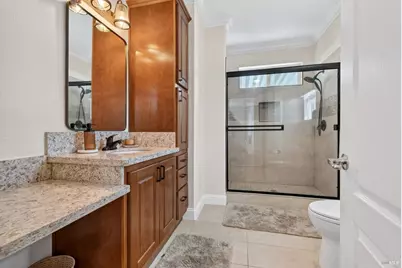 32 Springhill Court, Santa Rosa, CA 95409 - Photo 17