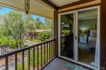 112 Surrey Lane, San Rafael, CA 94903 - Photo 19