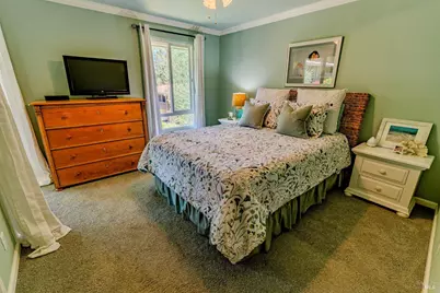 112 Surrey Lane, San Rafael, CA 94903 - Photo 11