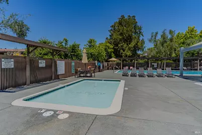 112 Surrey Lane, San Rafael, CA 94903 - Photo 23