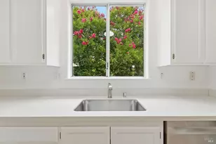 1842 Wright St, Santa Rosa, CA 95404 - Photo 9