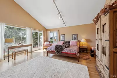 349 Fairhills Drive, San Rafael, CA 94901 - Photo 39