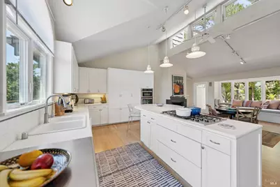 349 Fairhills Drive, San Rafael, CA 94901 - Photo 15