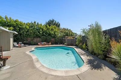 933 Brentwood Avenue, Vallejo, CA 94591 - Photo 35