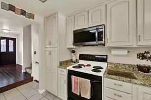 214 Gentry Cir, Vacaville, CA 95687 - Photo 25