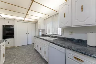 10755 Mobile Village Way, Willits, CA 95490 - Photo 7