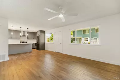 36 Lassen Lane, Novato, CA 94947 - Photo 3