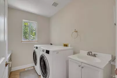 260 Saint Augustine Drive, Benicia, CA 94510 - Photo 25