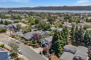 260 St Augustine Dr, Benicia, CA 94510 - Photo 43