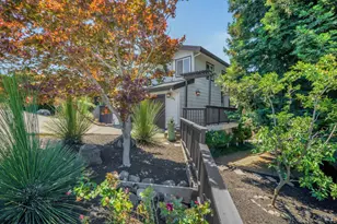 260 St Augustine Dr, Benicia, CA 94510 - Photo 3
