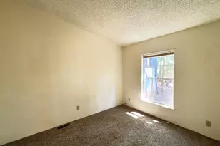 25799 Madrone Dr, Willits, CA 95490 - Photo 41