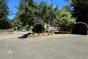 25799 Madrone Dr, Willits, CA 95490 - Photo 3