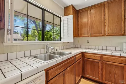 3994 Hampton Way, Napa, CA 94558 - Photo 17