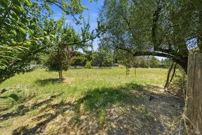 4570 Petaluma Hill Road, Santa Rosa, CA 95404 - Photo 39