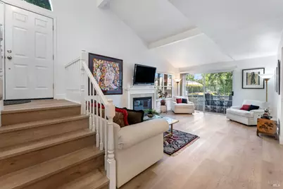 377 E 2nd Street, Benicia, CA 94510 - Photo 11