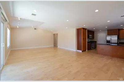 4558 Flores Avenue, Rohnert Park, CA 94928 - Photo 9