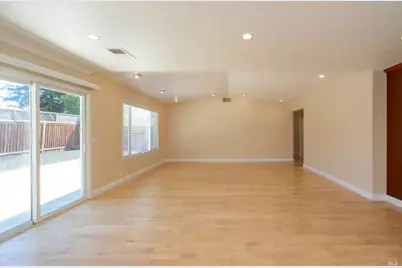 4558 Flores Avenue, Rohnert Park, CA 94928 - Photo 3