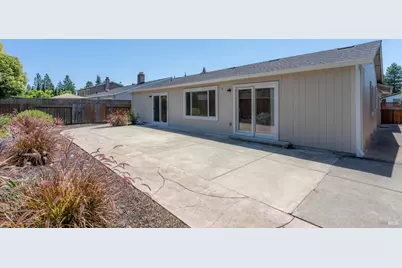 4558 Flores Avenue, Rohnert Park, CA 94928 - Photo 27