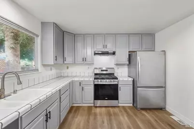 2802 Marlow Road, Santa Rosa, CA 95403 - Photo 11