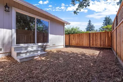 2802 Marlow Road, Santa Rosa, CA 95403 - Photo 27